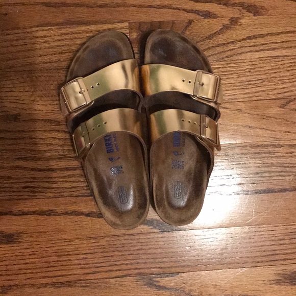 rose gold birkenstocks arizona
